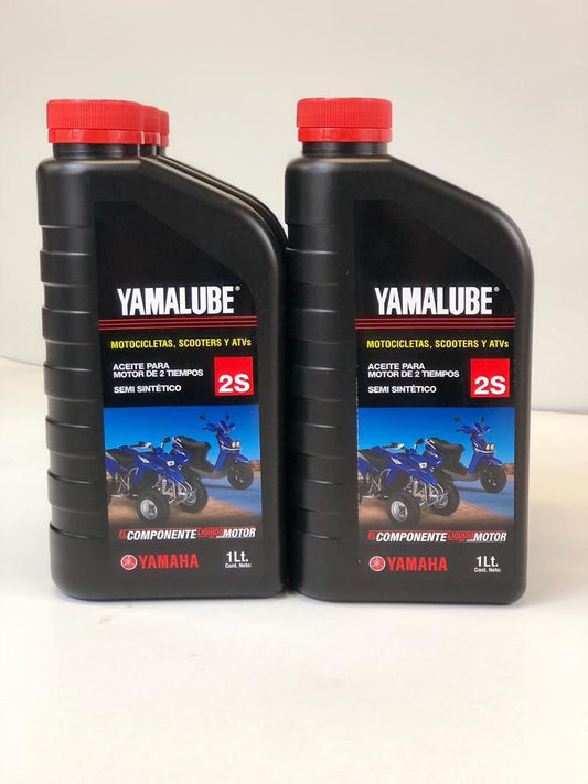Aceite Yamalube para motor de 2 tiempos caja 6 pzas.